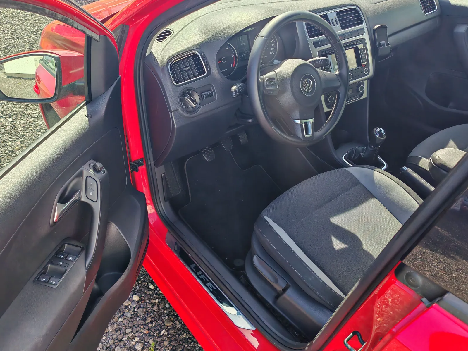 Volkswagen Polo — Foto 13